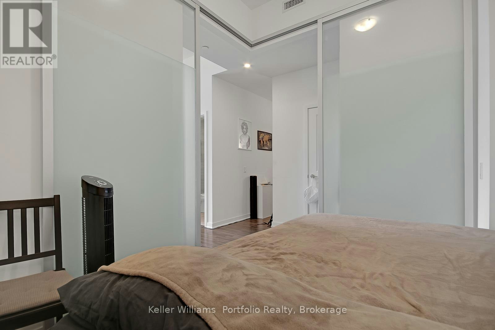 1015-120 Parliament Street, Toronto, ON, M5A 2Y8 - 6