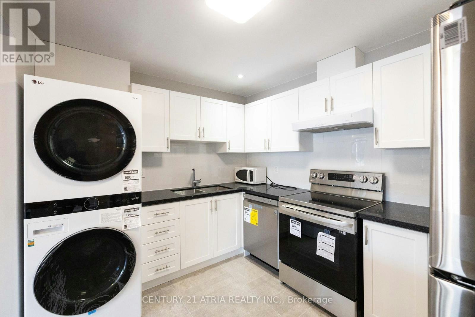 348A Donlands Avenue, Toronto, ON, M4J 3S1 - 6
