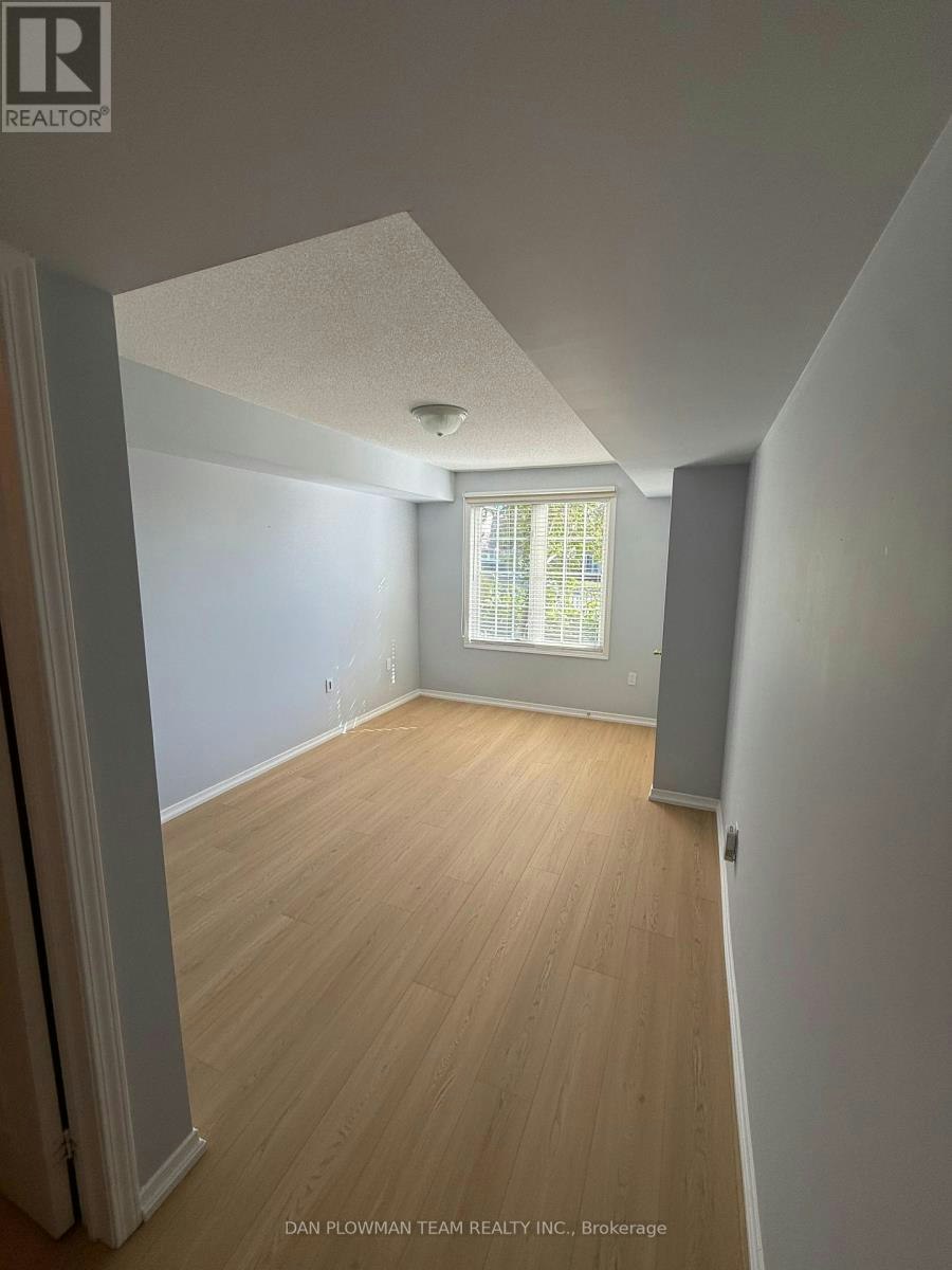 1-82 Petra Way, Whitby, ON, L1R 0A3 - 7
