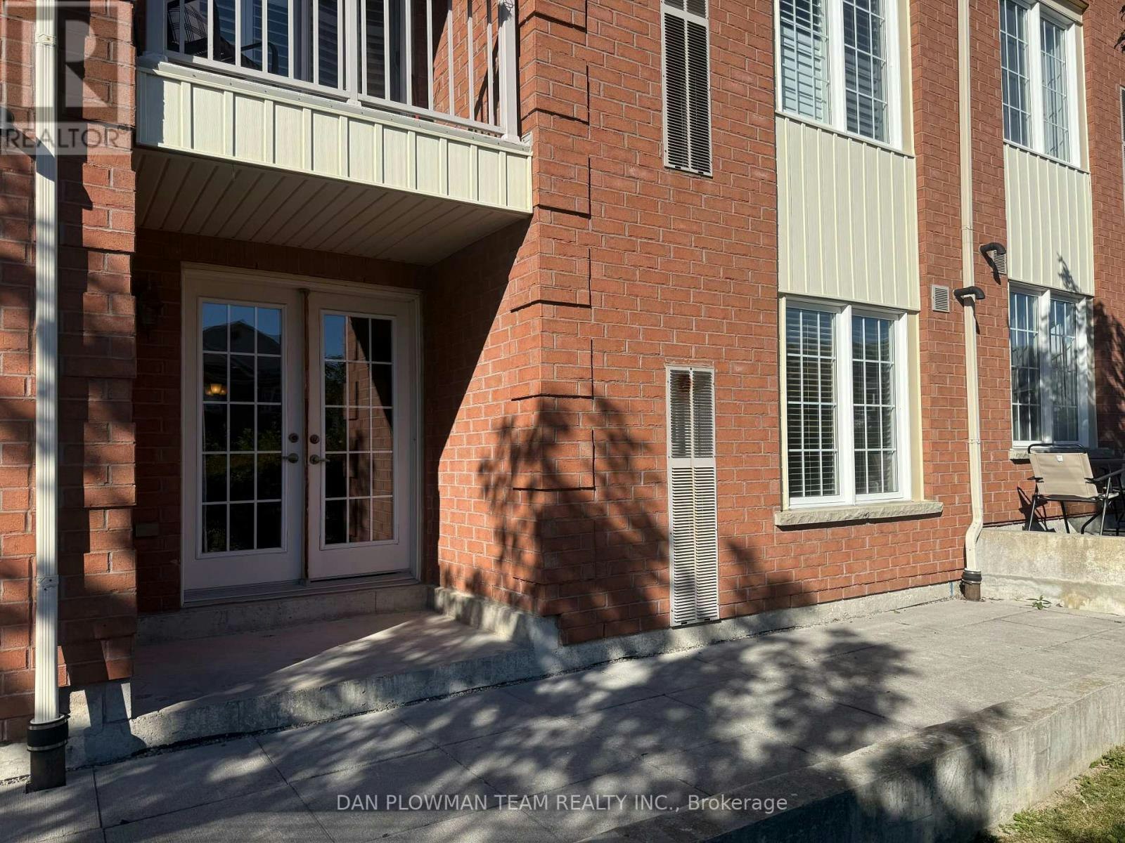 1-82 Petra Way, Whitby, ON, L1R 0A3