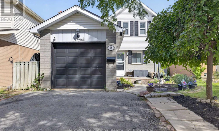 18 Camrose Court