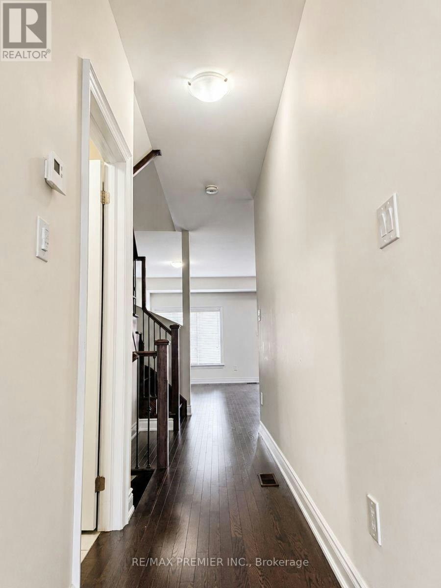 34 Arnold Crescent, New Tecumseth, ON, L9R 0T6 - 3