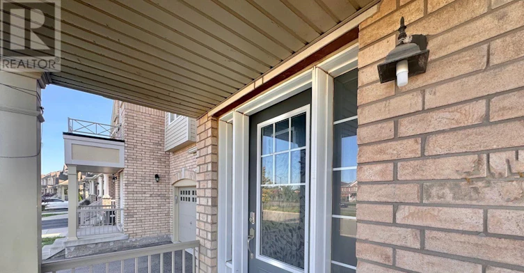 43 Banbridge Crescent, Brampton, ON, L6X 5M1 - 2
