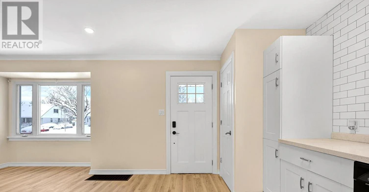 372 Flanders Row E, London, ON, N5Y 1C4 - 3