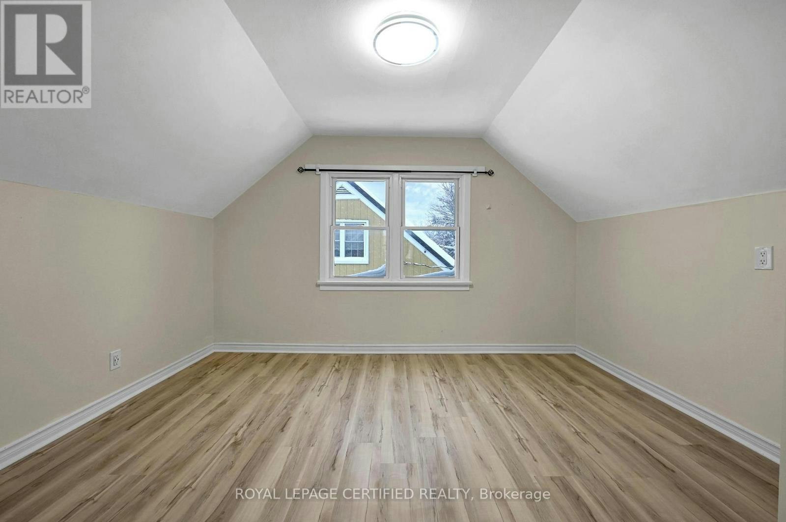 372 Flanders Row E, London, ON, N5Y 1C4 - 20