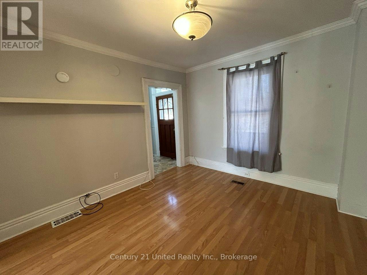 862 George Street N, Peterborough, ON, K9H 3T7 - 5