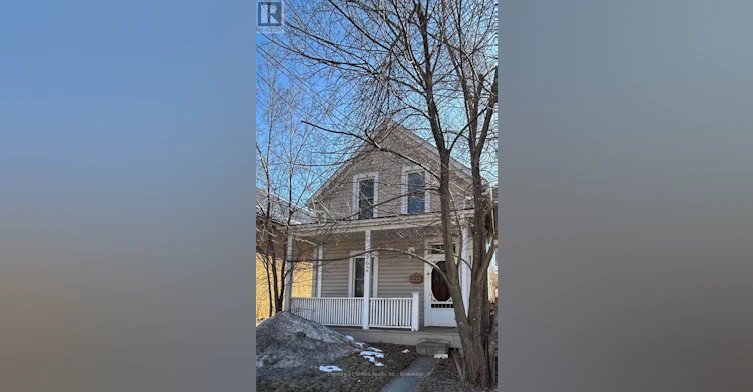 862 George Street N, Peterborough, ON, K9H 3T7 - 2