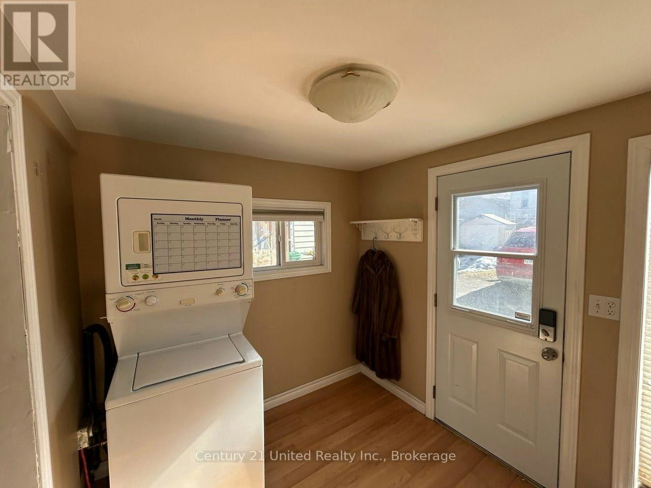 862 George Street N, Peterborough, ON, K9H 3T7 - 13