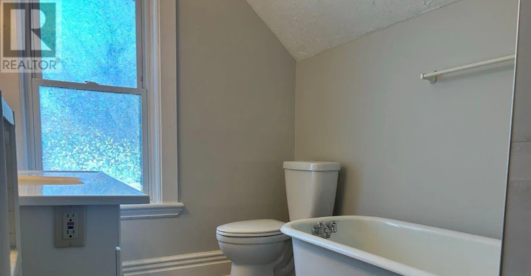 862 George Street N, Peterborough, ON, K9H 3T7 - 23