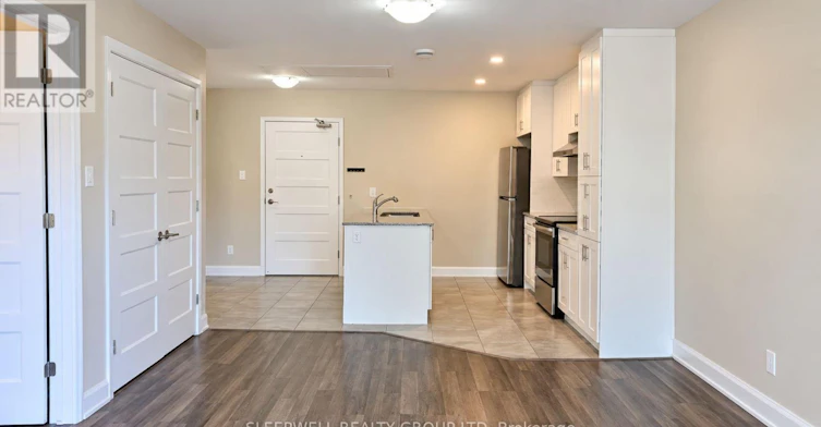 101-480 Church Street, Russell, ON, K4R 0G4 - 4