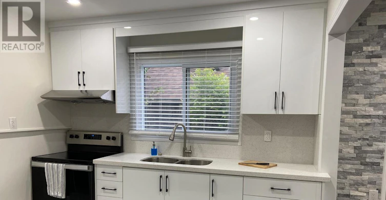 3184 Mosley Street, Wasaga Beach, ON, L9Z 1V4 - 10