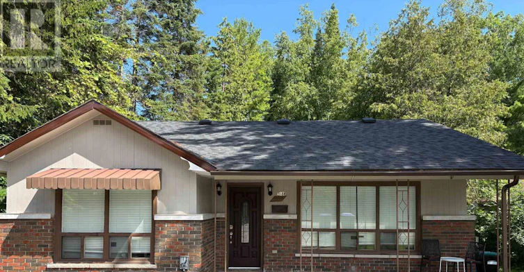 3184 Mosley Street, Wasaga Beach, ON, L9Z 1V4 - 2