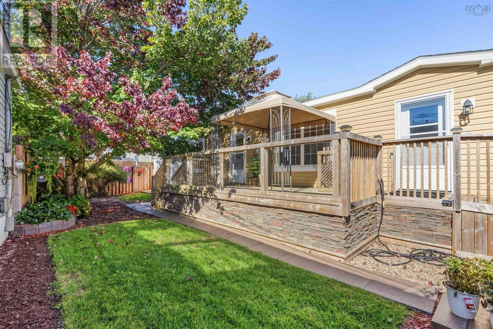 549 Thorn Avenue, Beaver Bank, NS, B4E 1P8