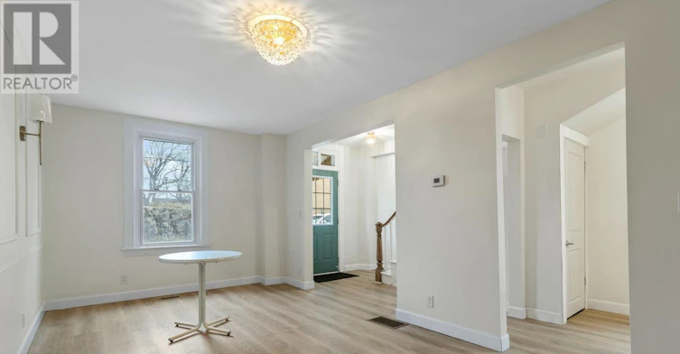 108 George Street, Brockville, ON, K6V 3V9 - 9