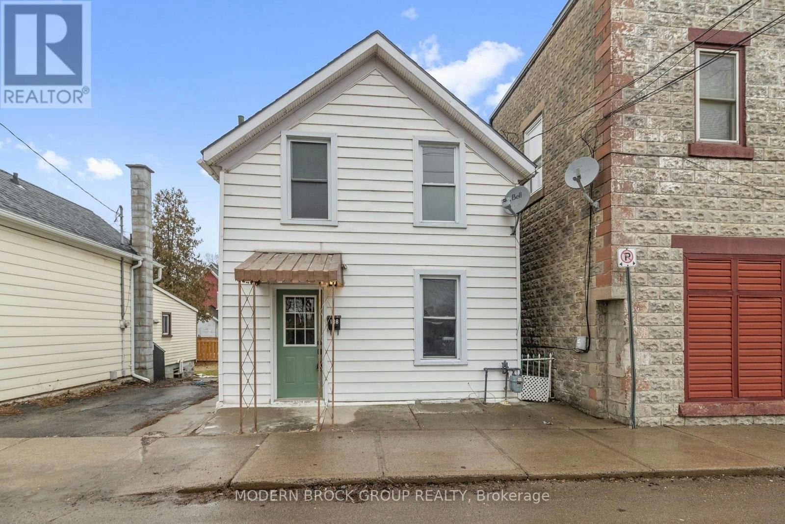 108 George Street, Brockville, ON, K6V 3V9 - 2