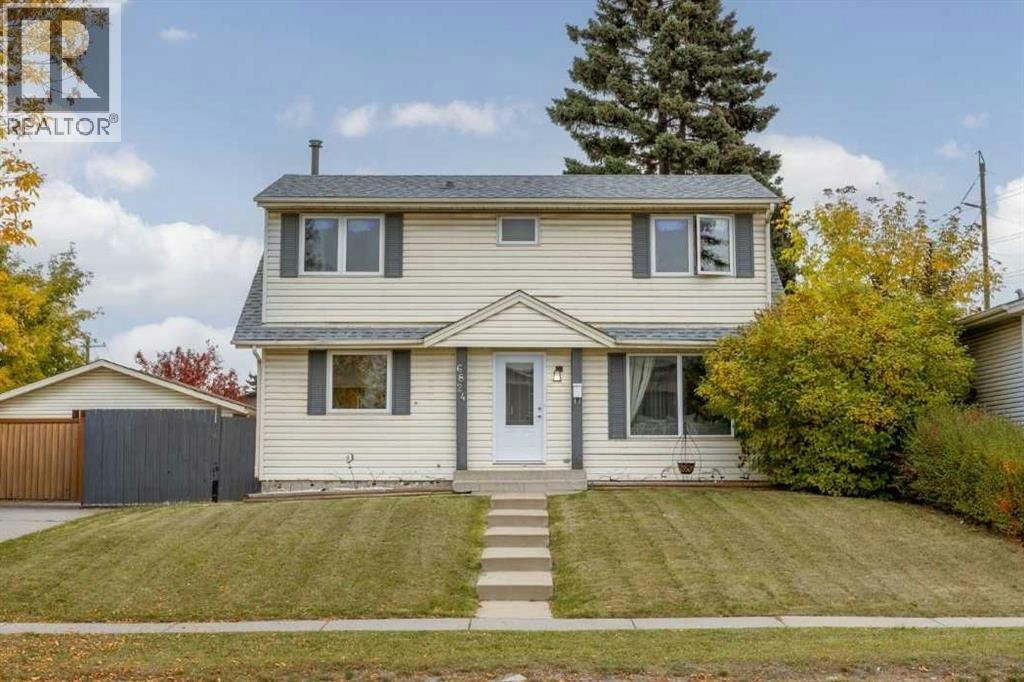6824 43 Avenue NE, Calgary, AB, T1Y 5P2
