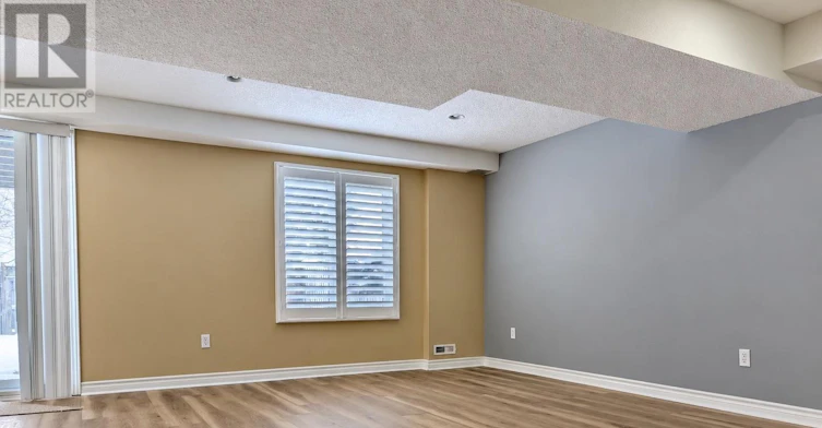 LOWER-924 Guildwood Boulevard, London, ON, N6H 5S9 - 3