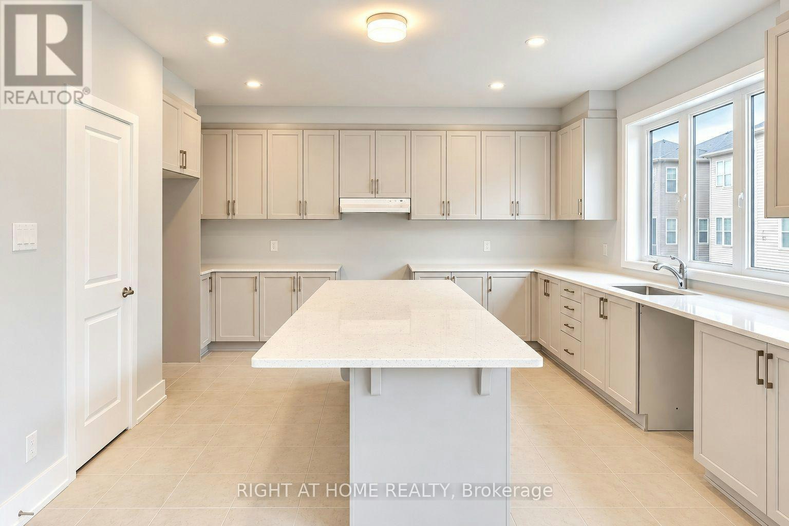 615 Cygnus Street, Ottawa, ON, K2J 7A9 - 4