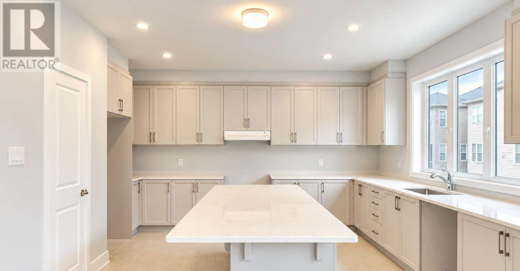 615 Cygnus Street, Ottawa, ON, K2J 7A9 - 4
