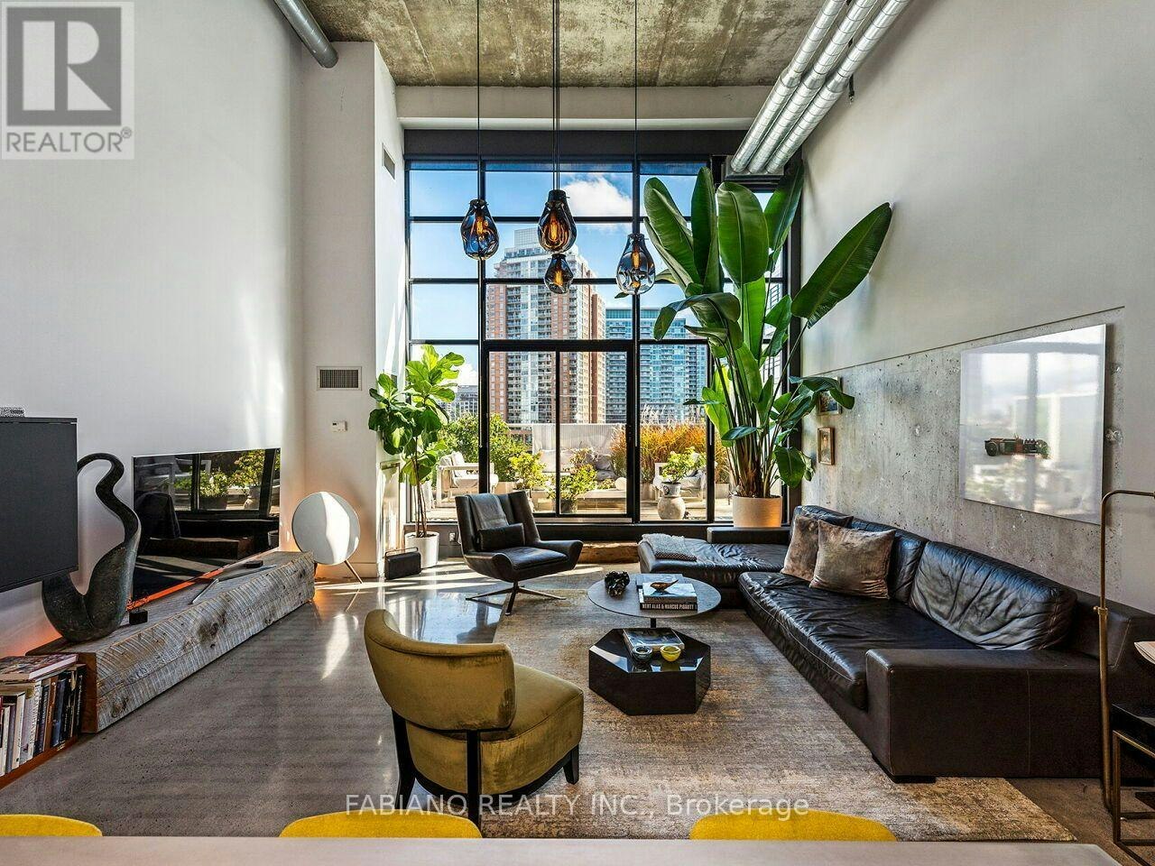 532-43 Hanna Avenue, Toronto, ON, M6K 1X1 - 3