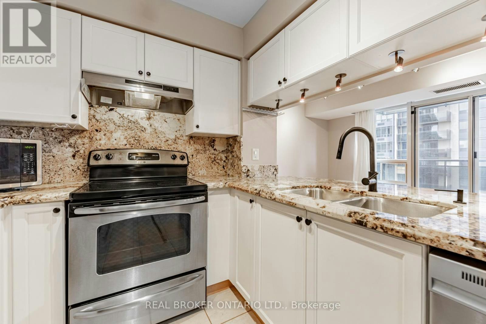 2011-153 Beecroft Road, Toronto, ON, M2N 7C5 - 8