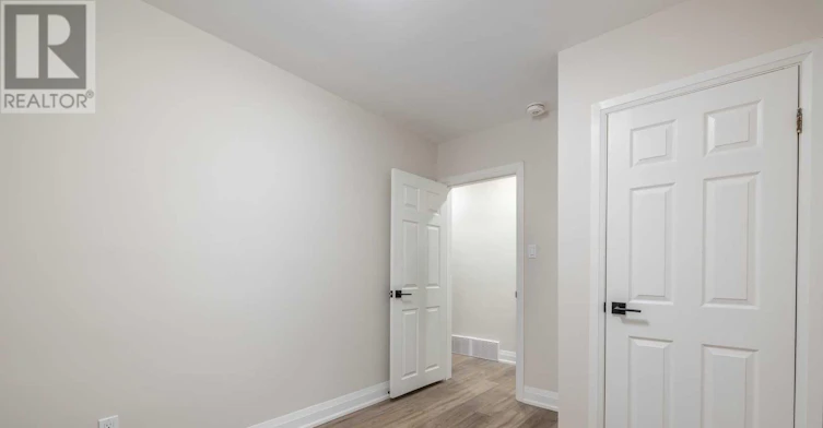 634 Athol Street E, Oshawa, ON, L1H 1M3 - 14