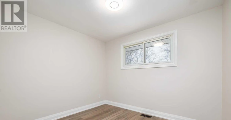 634 Athol Street E, Oshawa, ON, L1H 1M3 - 13