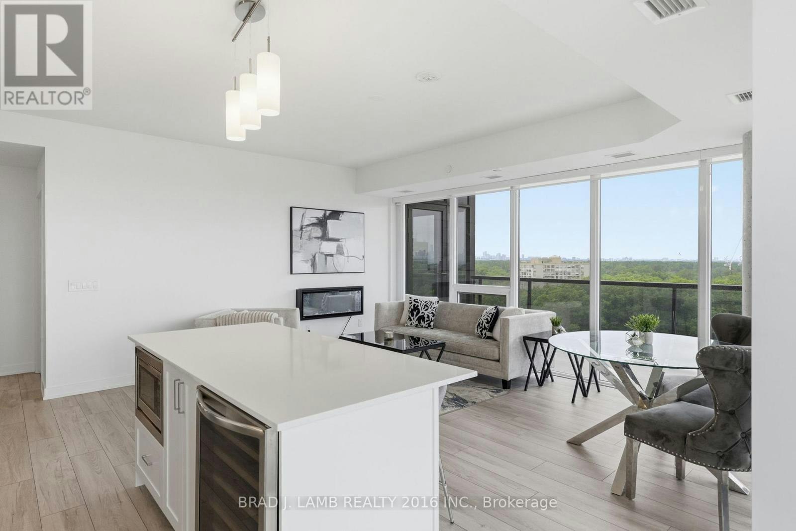 1204-1035 Southdown Road, Mississauga, ON, L5J 0A2 - 6