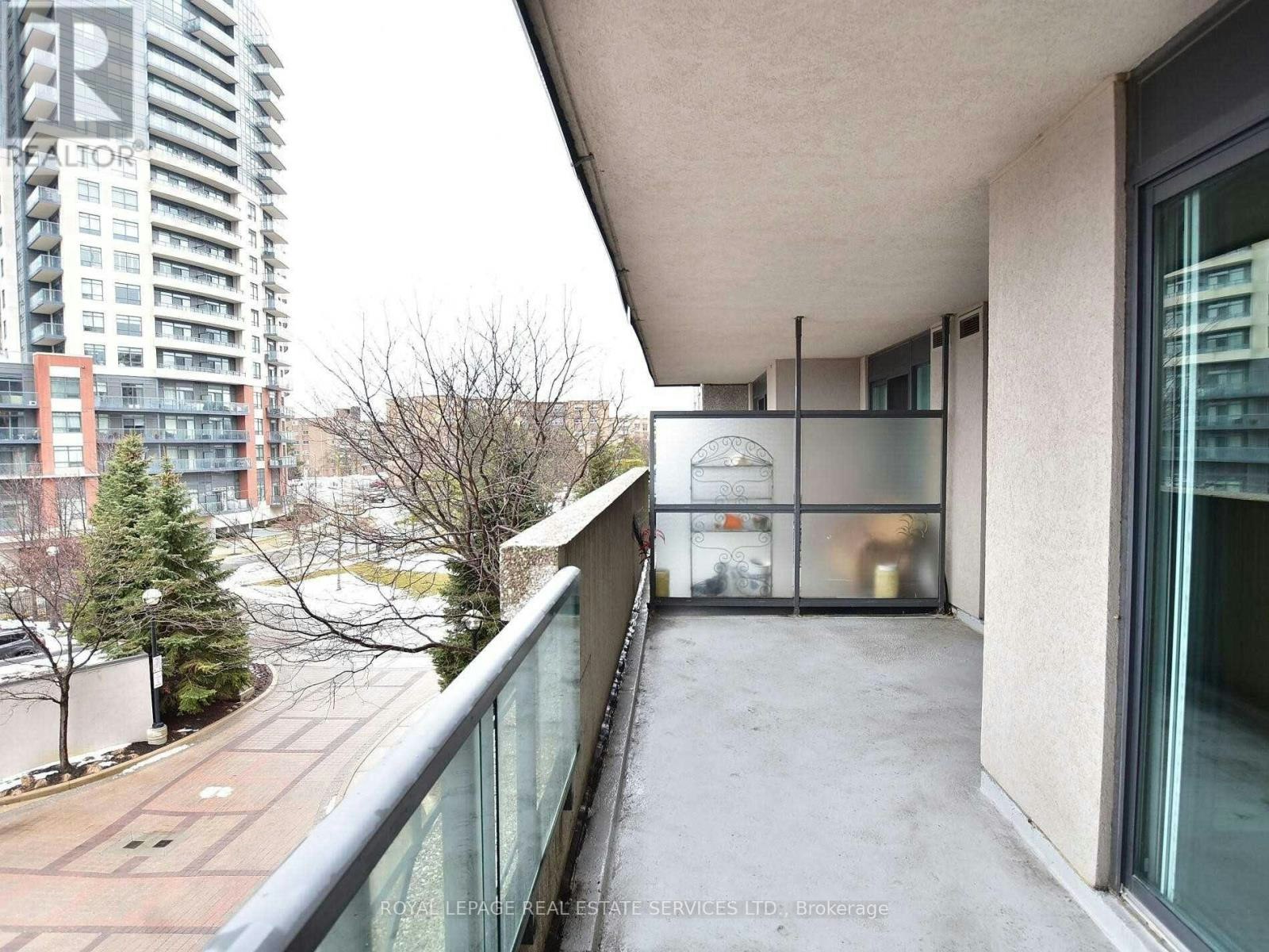 305-38 Fontenay Court, Toronto, ON, M9A 5H5 - 12