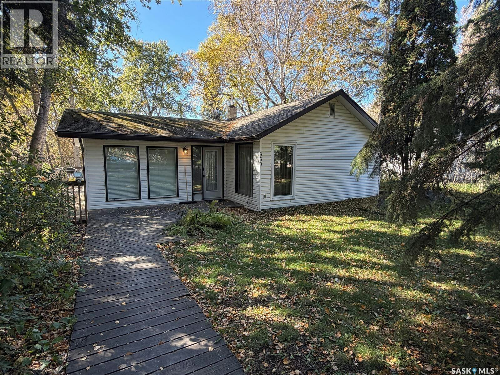 330 1st Avenue N, Big River, SK, S0J 0E0