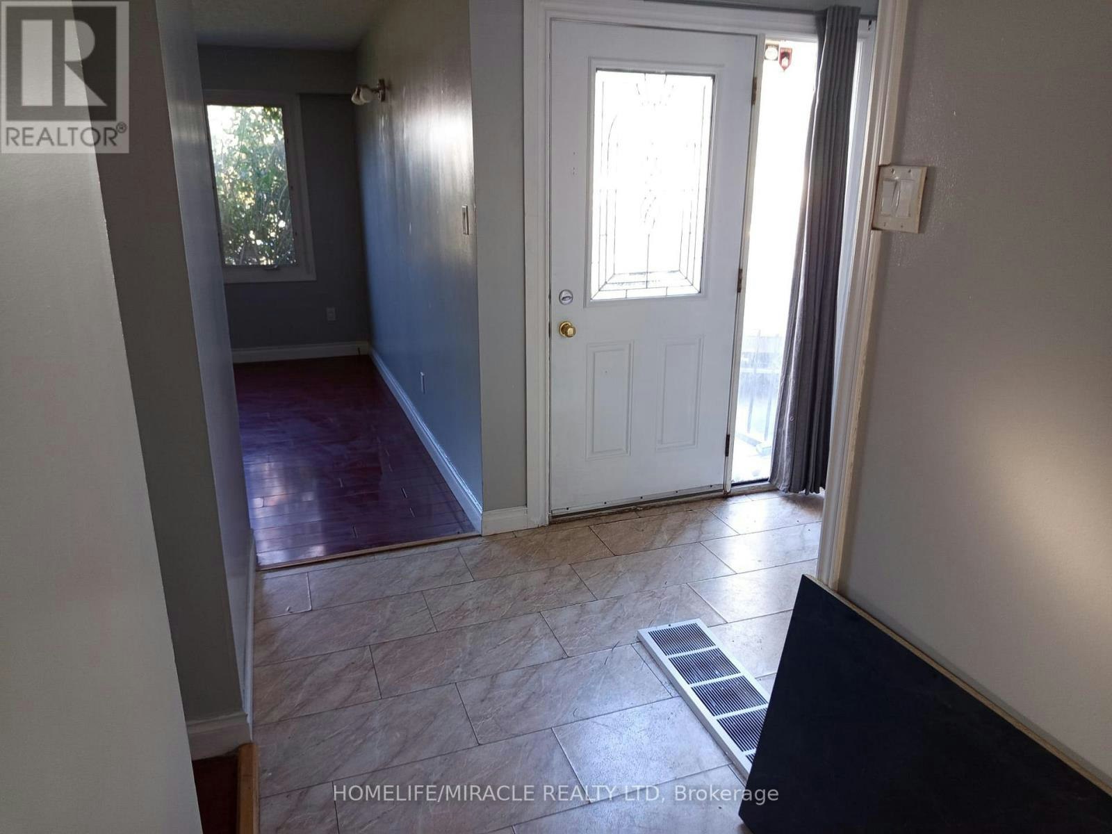 123 Mooregate Crescent, Kitchener, ON, N2M 2E9 - 2
