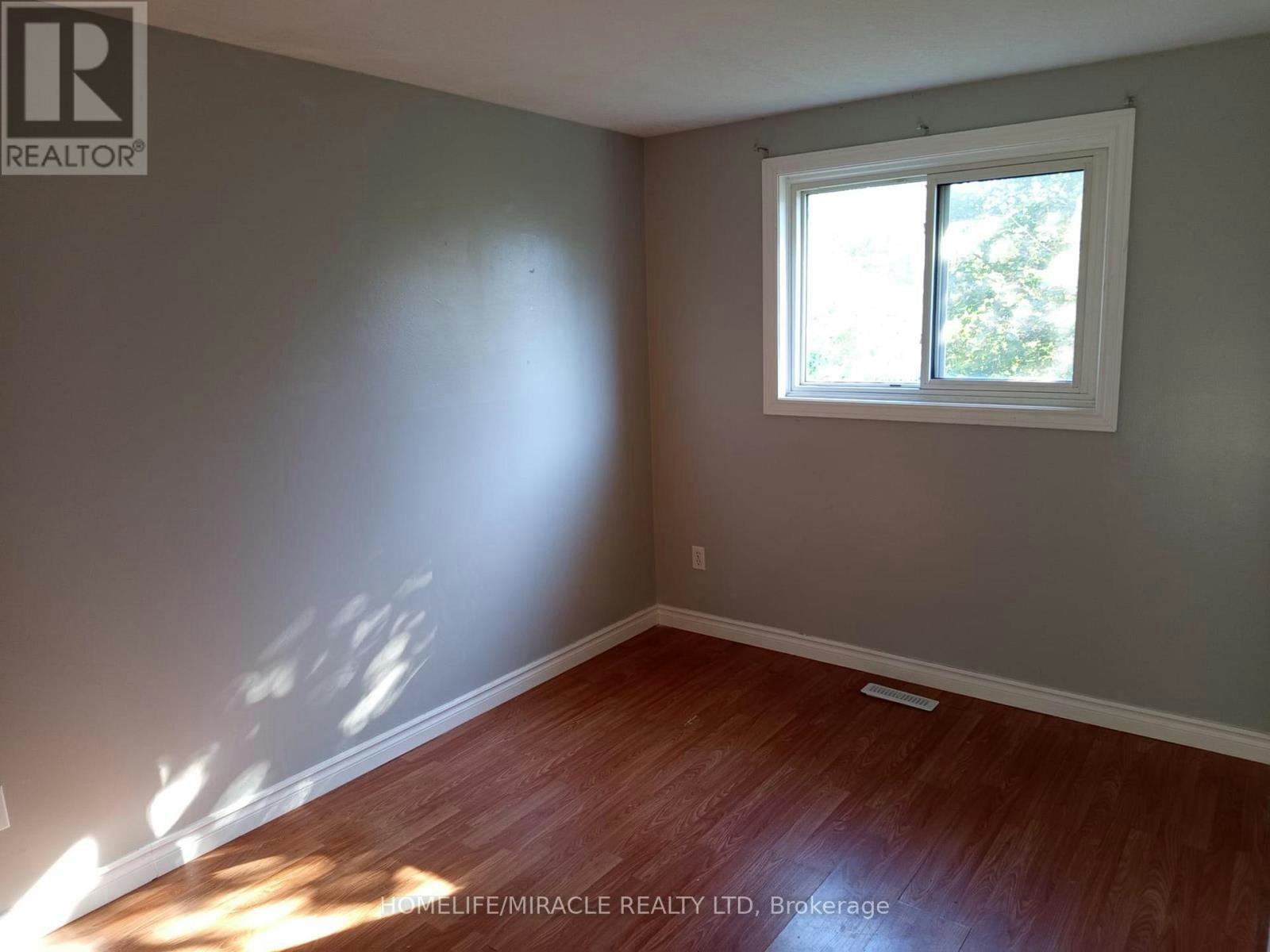 123 Mooregate Crescent, Kitchener, ON, N2M 2E9 - 4