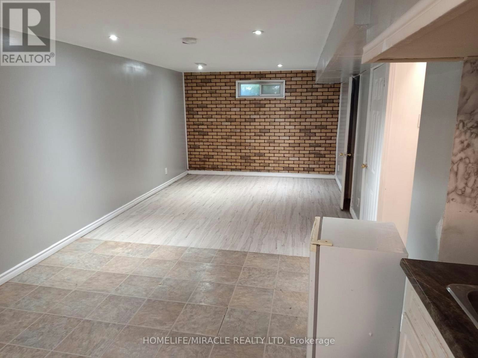 123 Mooregate Crescent, Kitchener, ON, N2M 2E9 - 8
