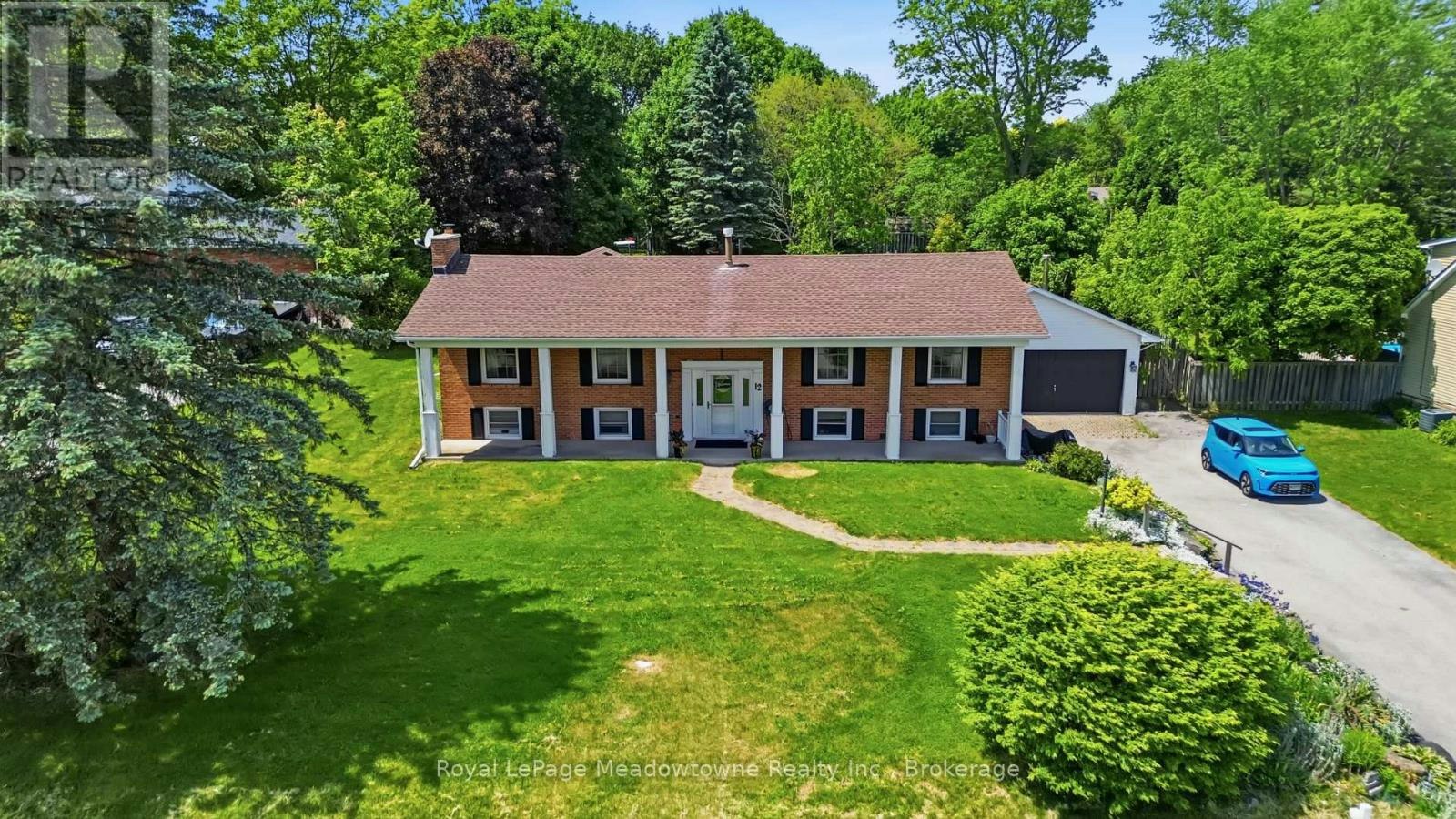 12 Huntsman Gate, Hamilton, ON, L8N 2Z7