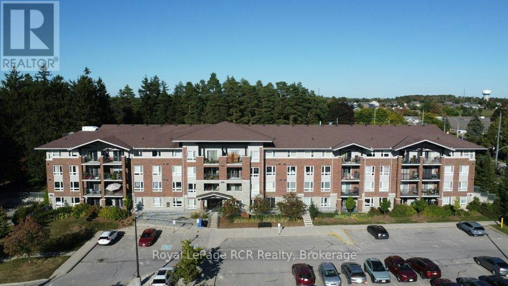 214-645 St David Street S, Centre Wellington, ON, N1M 0A9
