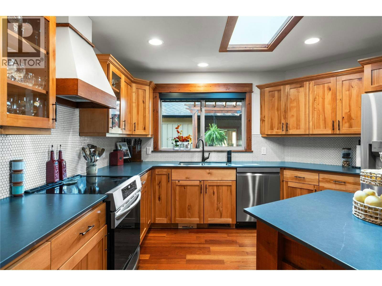 2-6900 Manning Place, Vernon, BC, V1B 2Y5 - 17
