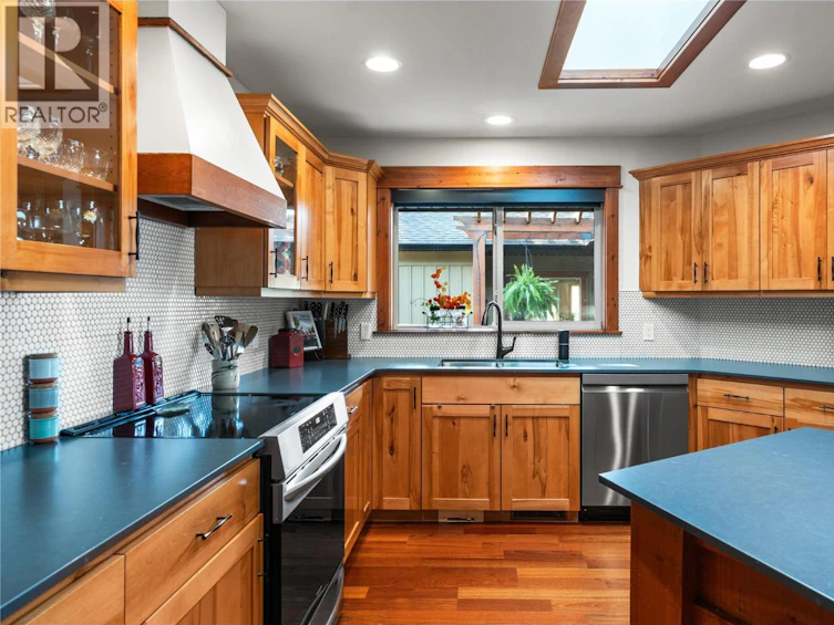 2-6900 Manning Place, Vernon, BC, V1B 2Y5 - 17
