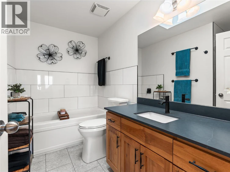 2-6900 Manning Place, Vernon, BC, V1B 2Y5 - 24