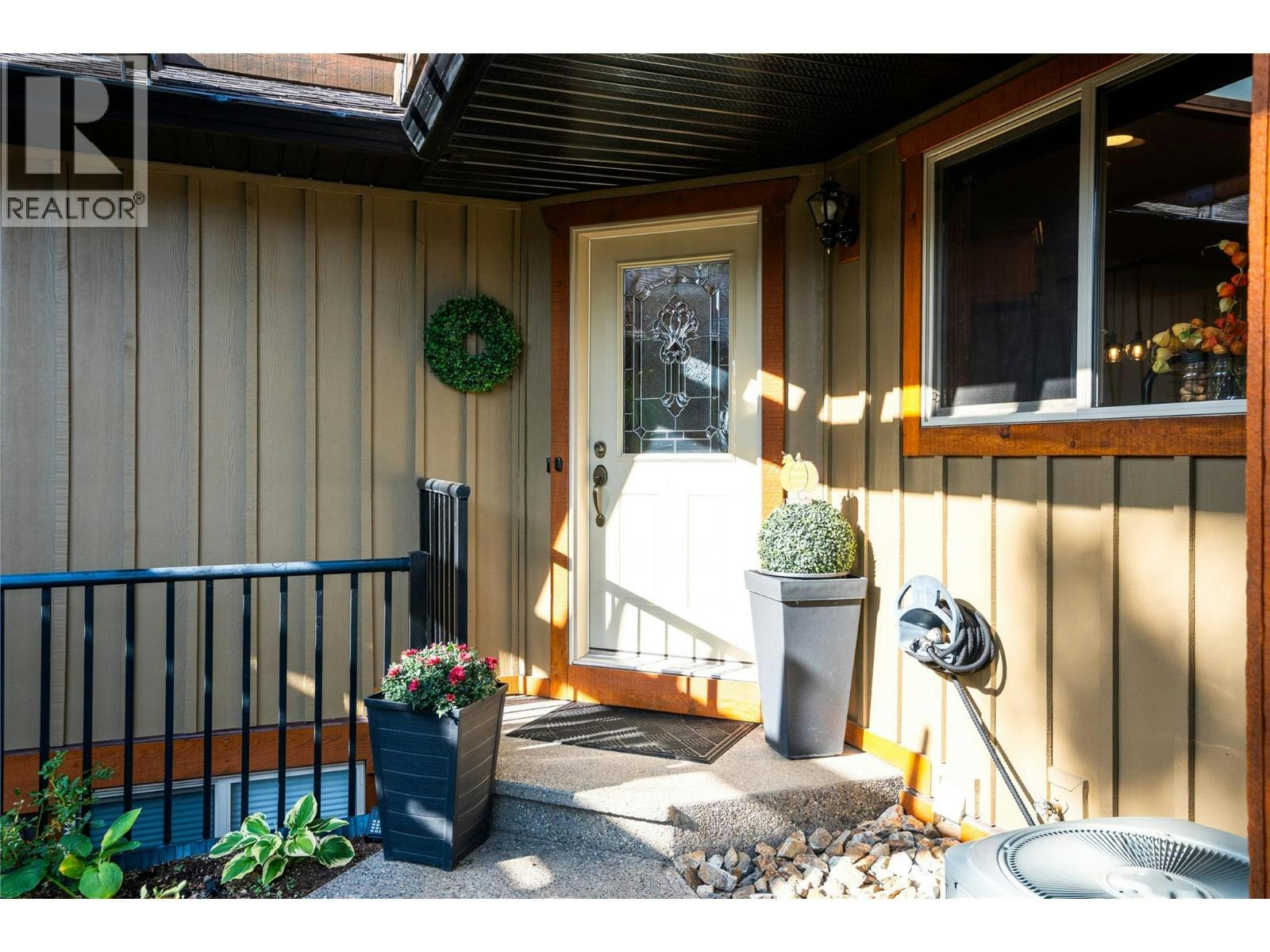 2-6900 Manning Place - 3