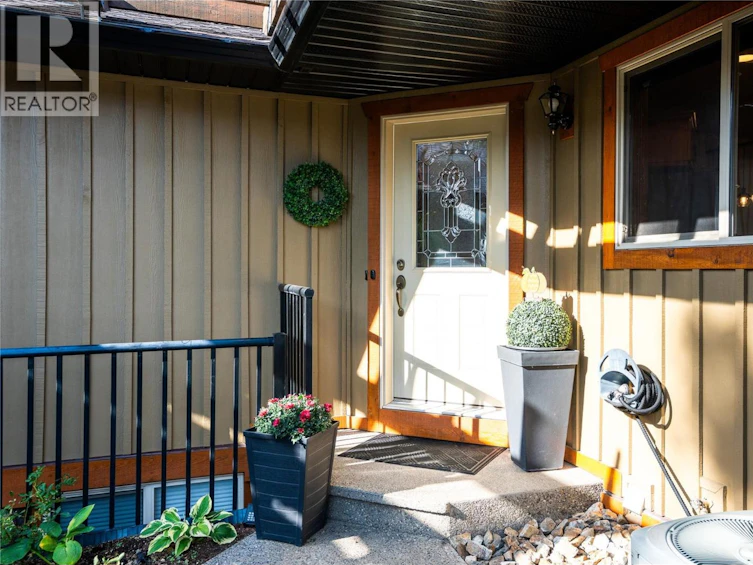 2-6900 Manning Place, Vernon, BC, V1B 2Y5 - 3