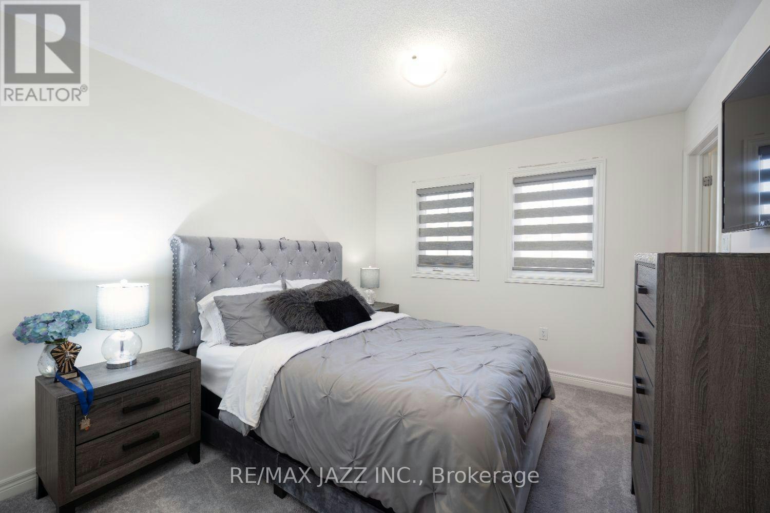 UPPER-131 Courtney Street, Clarington, ON, L1C 0B9 - 14