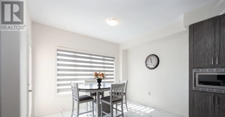 UPPER-131 Courtney Street, Clarington, ON, L1C 0B9 - 8