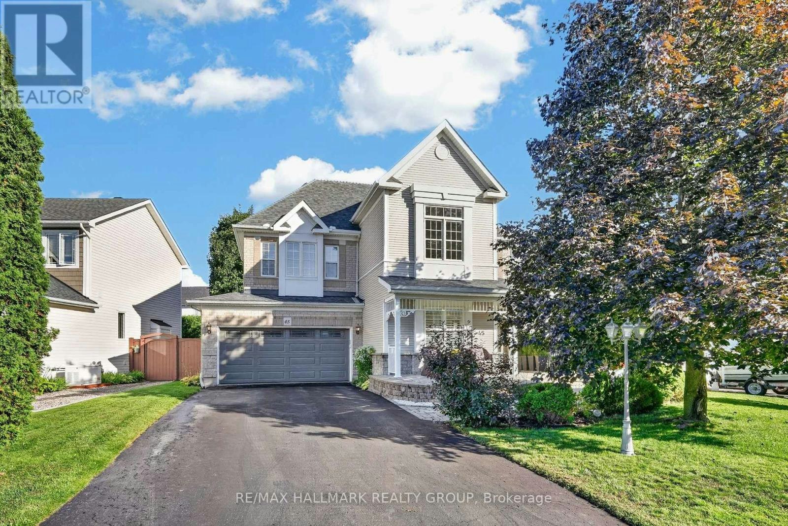 45 Franklin Cathcart Crescent, Ottawa, ON, K2S 2A5