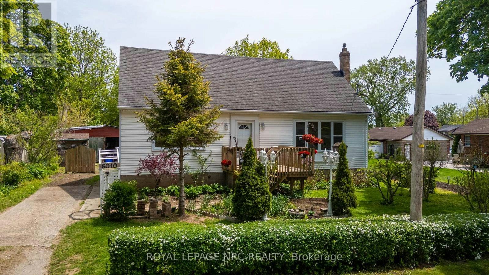 6010 Carlton Avenue, Niagara Falls, ON, L2G 5J5