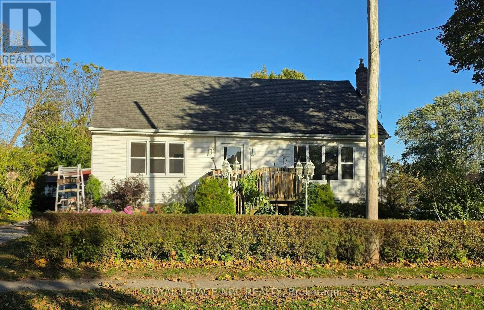 6010 Carlton Avenue, Niagara Falls, ON, L2G 5J5