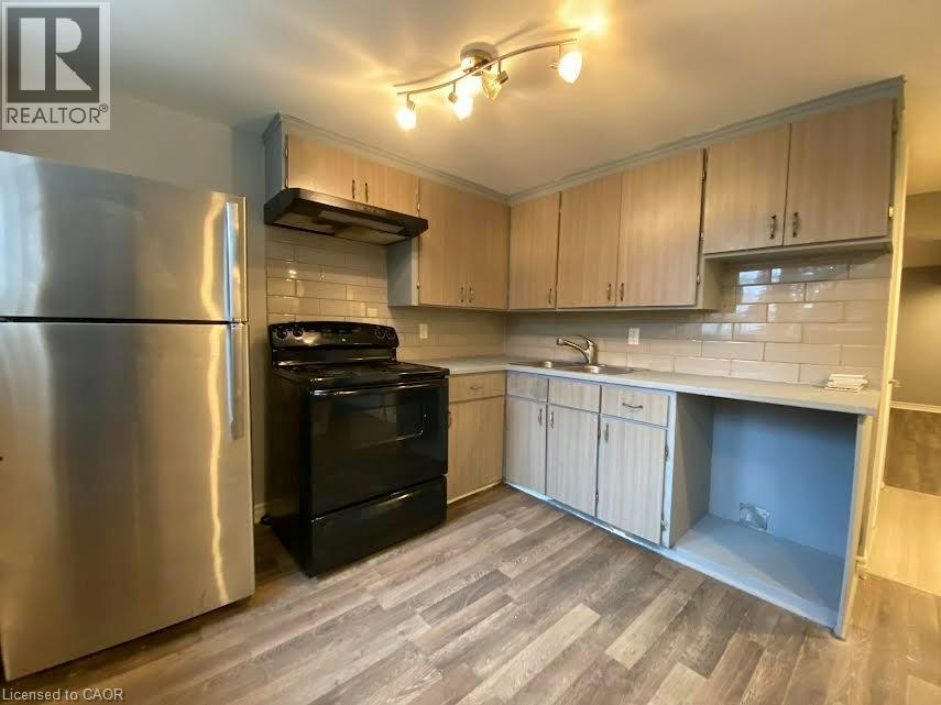 1-192 Allen Street E, Waterloo, ON, N2J 1K1 - 6