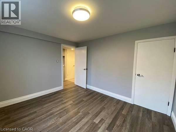 1-192 Allen Street E, Waterloo, ON, N2J 1K1 - 2
