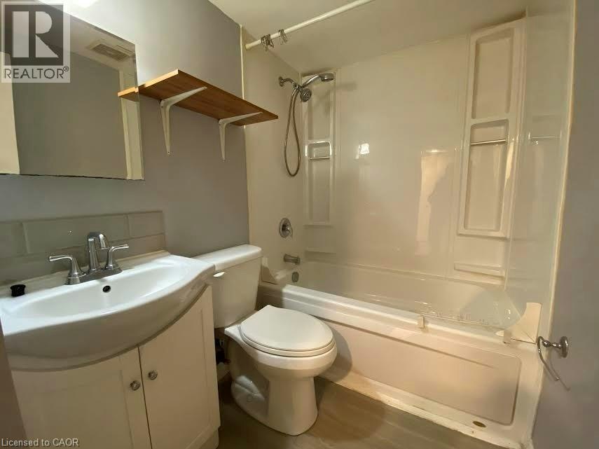 1-192 Allen Street E, Waterloo, ON, N2J 1K1 - 5