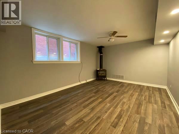 1-192 Allen Street E, Waterloo, ON, N2J 1K1 - 3