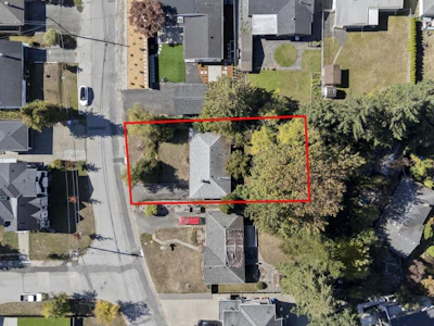 11055 80a Avenue - 3